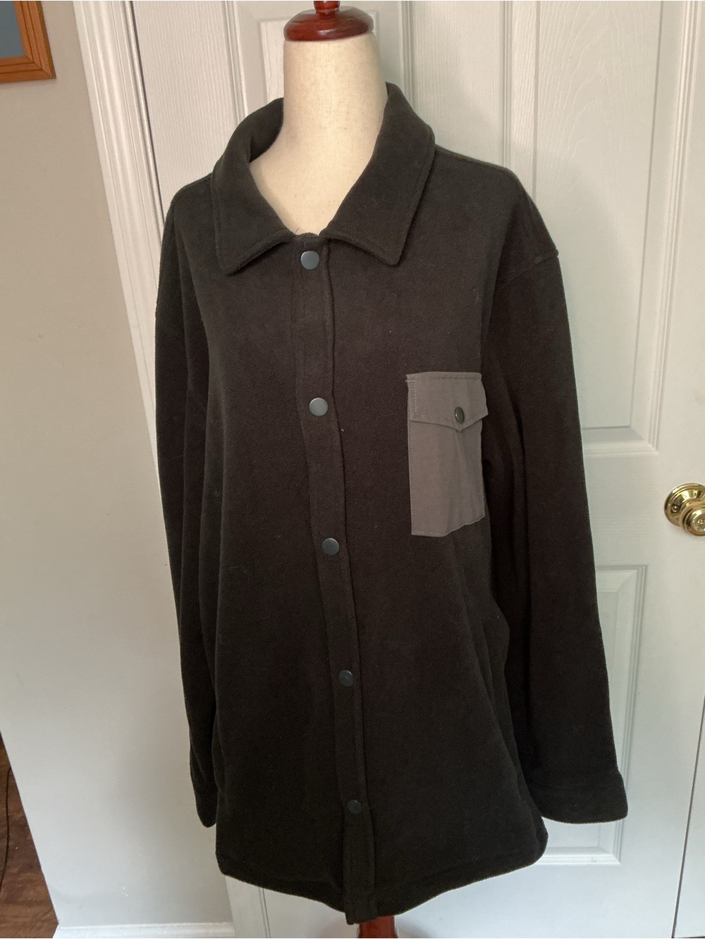 Men's Black Pea Coat with Contrast Chest Pocket - Classic Snap Front - Picture 9 of 9
